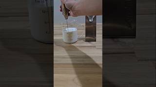 Aerolatte Handheld Milk Frother [upl. by Magna922]